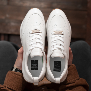 Ανδρικά δερμάτινα αθλητικά παπούτσια, κορδόνια, στρογγυλή μύτη, διαπνέοντα, μονόχρωμα, μεσαίο ύψος φτέρνας 3–5 εκ