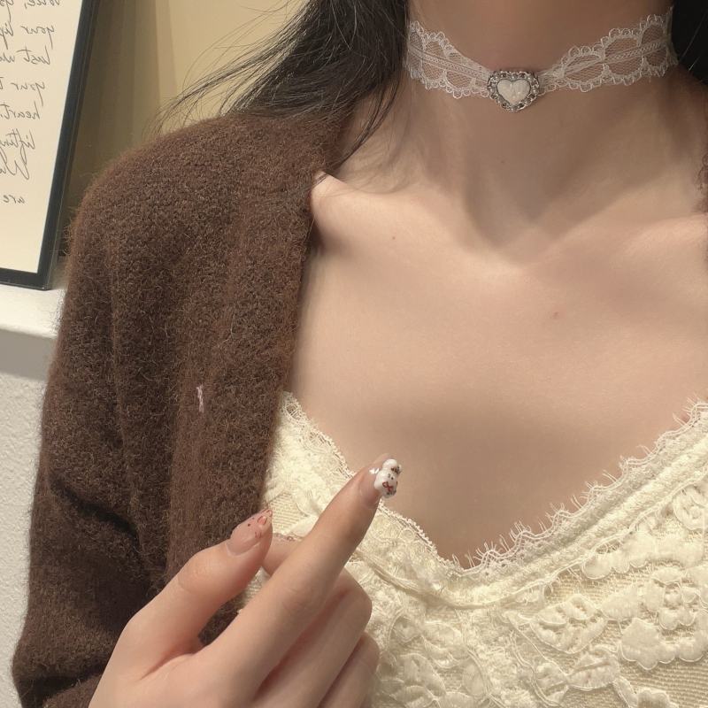 Izuzetan ružičasto bijeli čipkasti choker sa srcem za žene, sladak i hrabar stil, personalizirani lanac ključne kosti