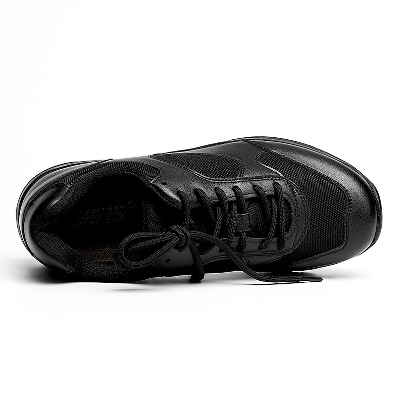 Παπούτσια εσωτερικής γυμναστικής με μπροστινό δέσιμο, καμβά επάνω μέρος, mesh εσωτερική επένδυση, αντιολισθητική εξωτερική σόλα από καουτσούκ, χαμηλό κόψιμο