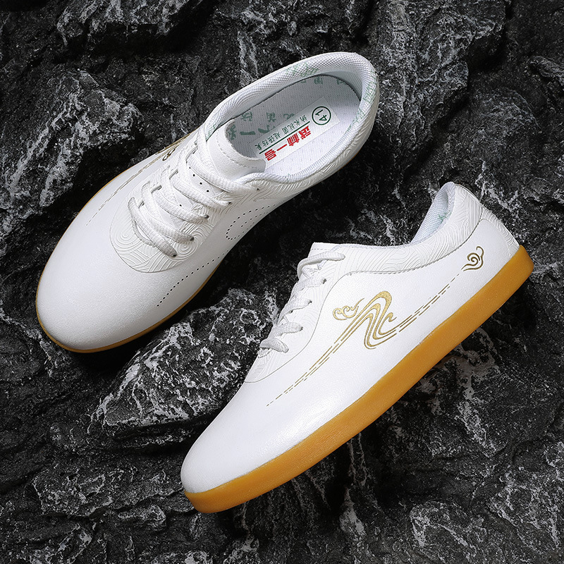 Unutarnje tenisice za fitness – gornji dio od prave kože, prozračna mreža u unutrašnjosti, potplat od goveđe tetive, ravna peta