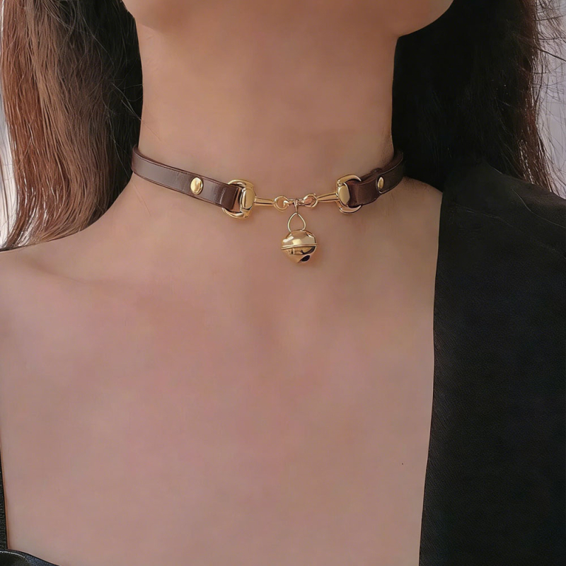 Kožni choker s metalnim privjeskom, geometrijski casual stil, ženski dodatak za vrat, 15 g