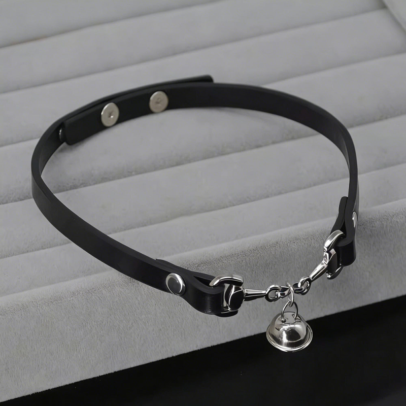 Kožni choker s metalnim privjeskom, geometrijski casual stil, ženski dodatak za vrat, 15 g