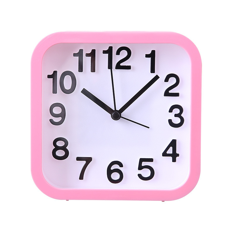 Будилник за ученици — тих в спалнята, настолен квадратен часовник с прост минималистичен дизайн, аналогов дисплей, батерийно захранване, движение с прескачане на секундата