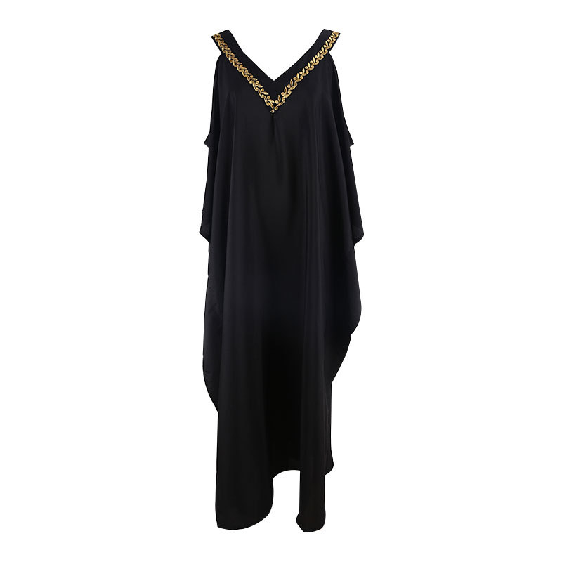 Плажна рокля-покривало с V-образно деколте и открити рамене, свободен макси силует, полиестерна тъкан с подплата