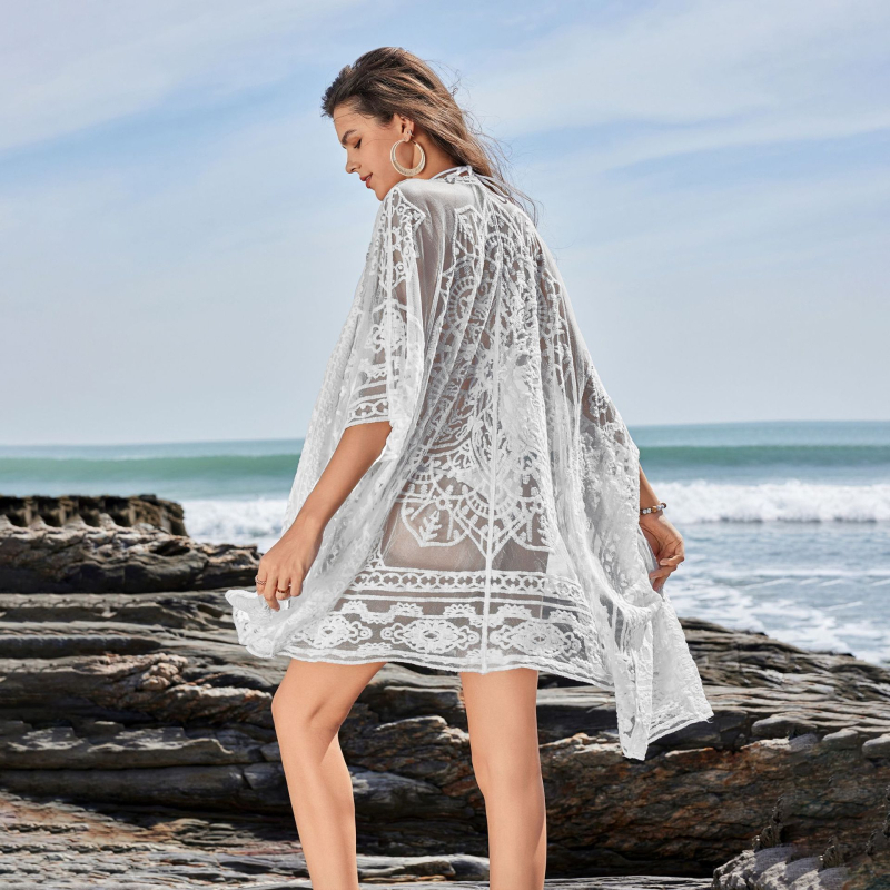 Женски плажен покривен кардиган с кухи дантели и водоразтворима дантела, пуловер стил, полиестер, 220 г/м², подплатен с 50% полиестер, подходящ за плуване и водни спортове