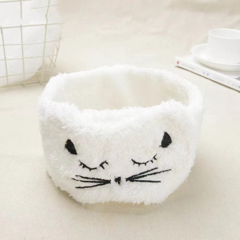 Macskás hímzéssel és Velcro-záródással ellátott hajpánt, textil anyag, kockás minta