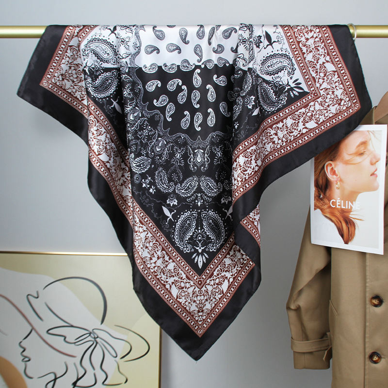 Négyzet alakú szatén kendő – nyomtatott retro művészeti motívummal, nyári napvédelem, utazási kiegészítő