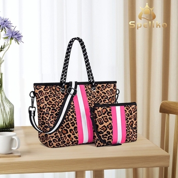 Vanjska vodootporna torba marke dstyle, poliester vlakna, ulični stil, s unutarnjim džepom sa zatvaračem.