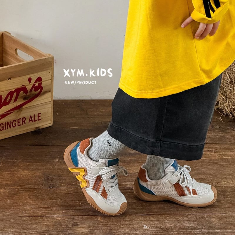 Gyerekeknek szóló uniszex futócipő, mikroszálas felsőrész, Velcro-zárás, gumitalp, légáteresztő és csúszásmentes