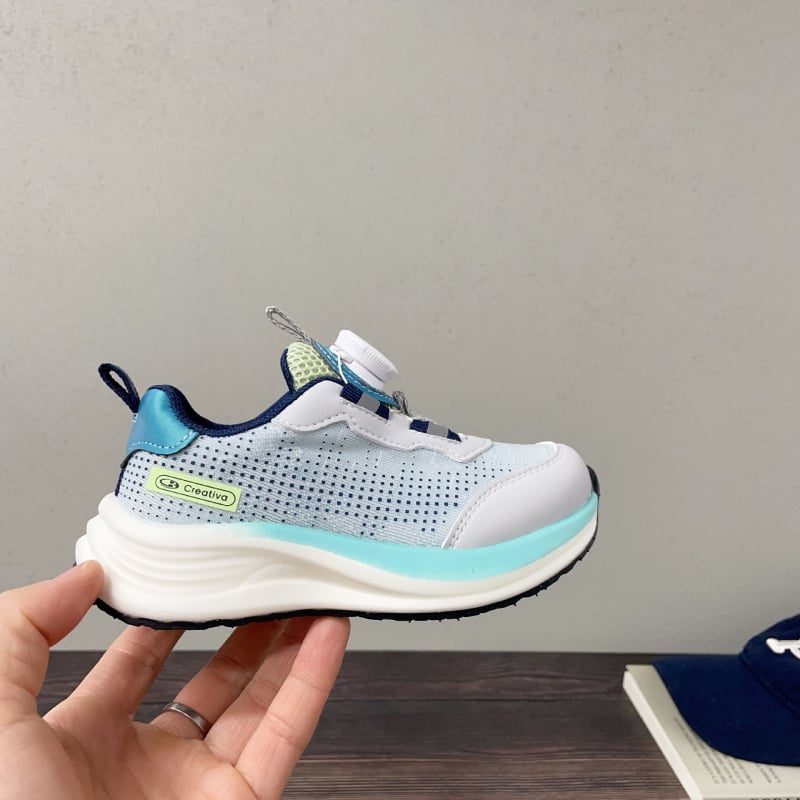 Pantofi sport pentru copii cu model gradient, închidere cu buton rotativ, ușori și respirabili, primăvara 2026