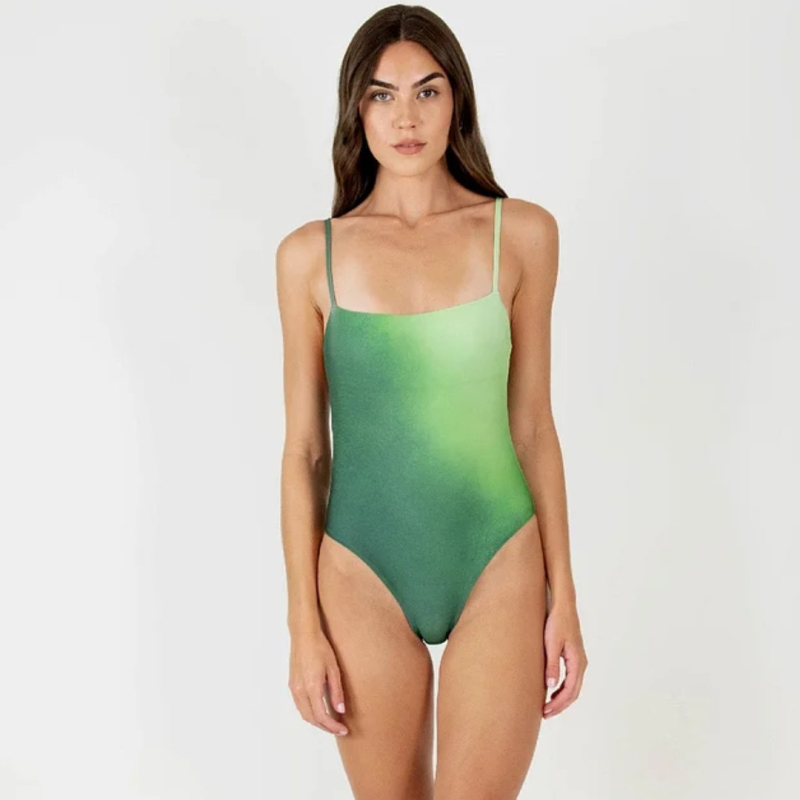 Costum de baie întreg, uscat rapid, croială strânsă, elasticitate ridicată, 90% nylon, căptușeală poliester 85%