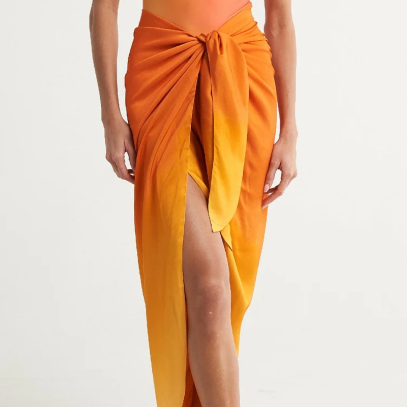 Costum de baie întreg, uscat rapid, croială strânsă, elasticitate ridicată, 90% nylon, căptușeală poliester 85%