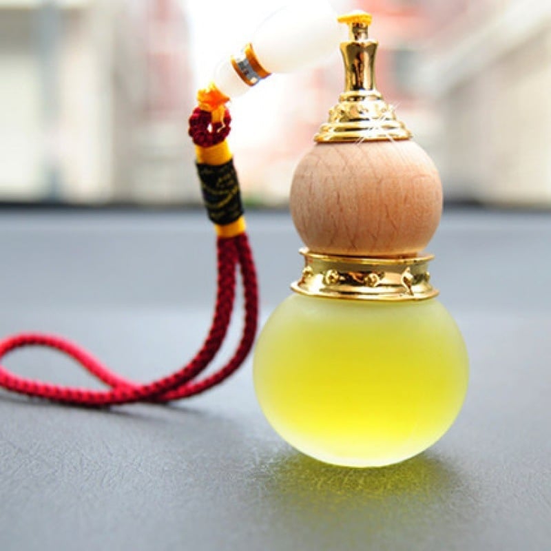 Pandantiv auto pentru aromaterapie, brand: 100 million by 100 million, 5–10 ml, parfum floral, suspensie/ de atârnat, durată volatilizare 61–90 zile