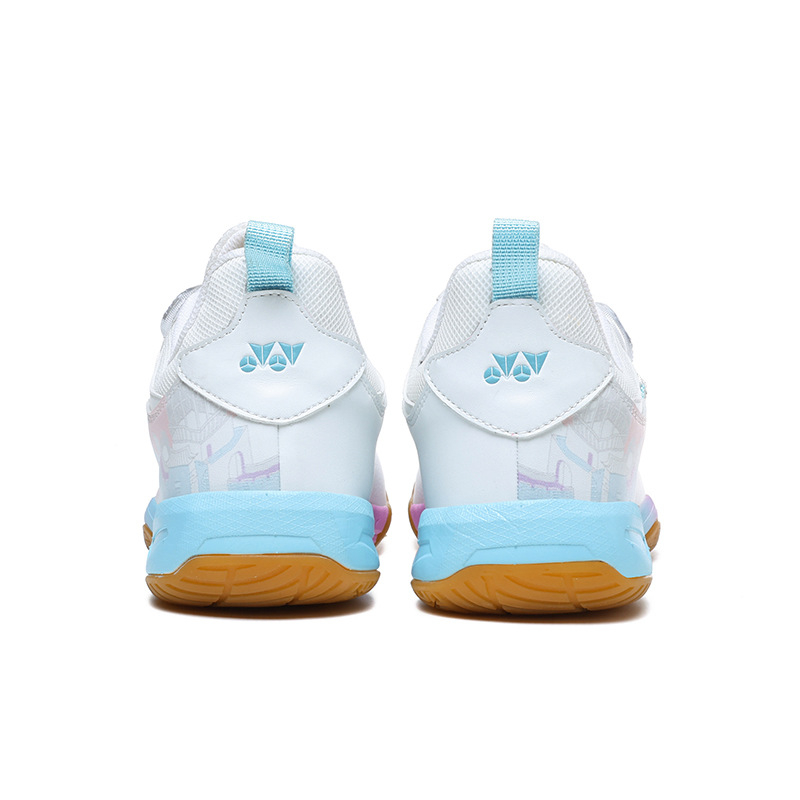 Παπούτσια Μπάντμιντον unisex με διαπνοή στο επάνω μέρος, κλείσιμο με πόρπη, εσωτερικό από βαμβάκι, εξωτερική σόλα από φυσικό καουτσούκ, χαμηλό ύψος