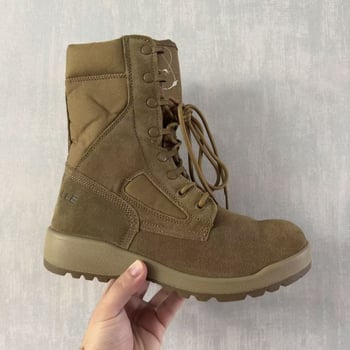 Τακτικά μποτάκια πεζοπορίας, unisex, ψηλά, ανθεκτικά, υλικό: βελούρο αγελάδας + οξφόρντ ύφασμα.