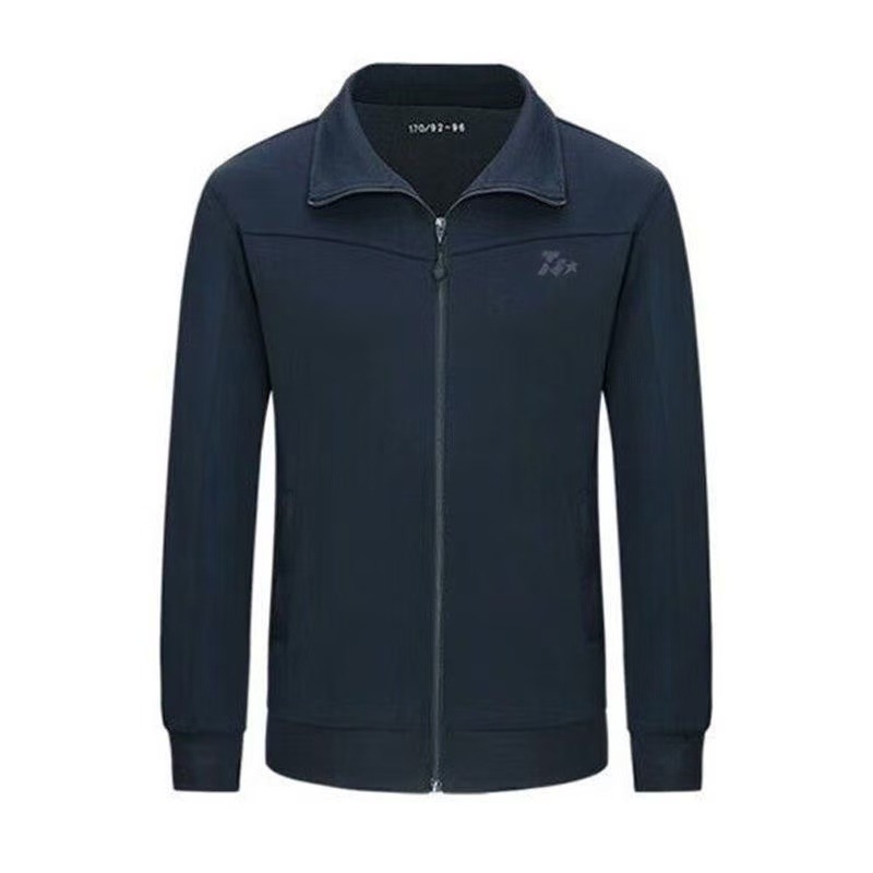 Edzés egyenruha; Anyag: kémiai rostokból álló keverék; Funkciók: gyorsan szárad, lélegző, nedvességelvezető, kopásálló, antistatikus; Minta: egyszínű; Évszakok: nyár, tél, tavasz, ősz; Nem: uniszex