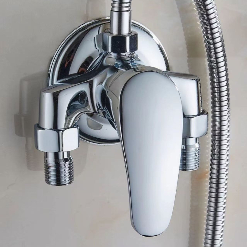 Bakreni set tuša s miješanjem za toplu i hladnu vodu, površinski montiran, regulacija temperature, kišna glava, električni grijač vode i solarni prekidač