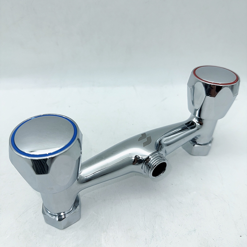 Tuš slavina s dvostrukim rukohvatima, keramički ventil, legura cinka, model 23943, 0-90°C, 1,2 MPa