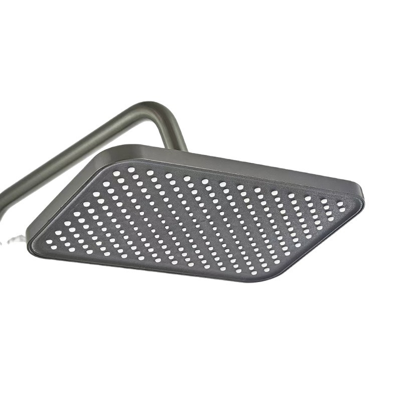 Tuš set od Space aluminija, kvadratni kišni tuš, ugrađena instalacija, radna temperatura 0-90°C