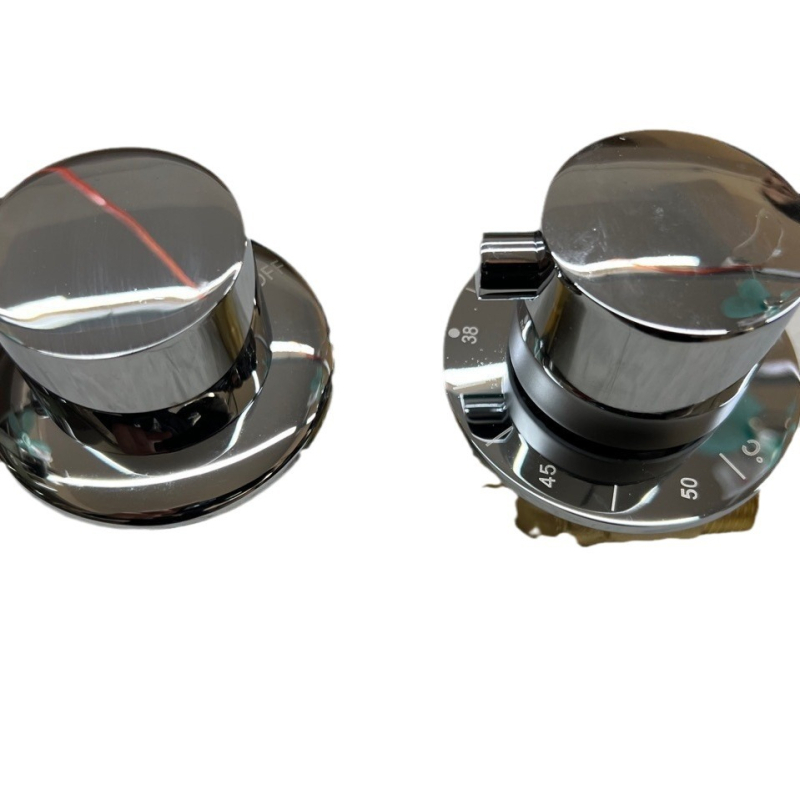 Tuš termostatski miješalica, bakreno tijelo, termostatsko jezgro bakreno, elektroplatiranje završna obrada, 20 mm ulaz/izlaz, moderni minimalistički stil