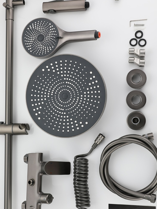 Bakreni set tuša s tlačnim gornjim mlazom i ručnim tušem, ugrađena instalacija