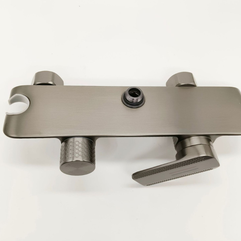 Tuš miješalica, bakreno tijelo, keramički jezgru ventila, dvostruka ručka, elektroplakirani završni premaz