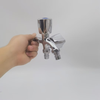 Robinet pentru mașina de spălat, montat în perete, cu două funcții și două ieșiri, miez de supapă din cupru, corp din aliaj de zinc, 0-90°C