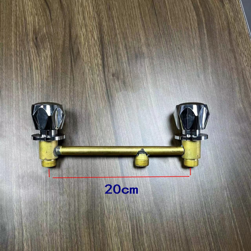 Robinet pentru bazin de baie pentru picioare, corp din cupru, miez ceramic al valvei, construcție duplex