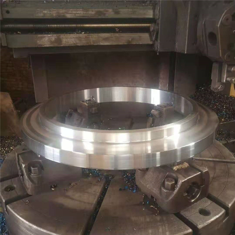 Priruba od nehrđajućeg čelika za zavarivanje, bočnog tipa, klasa A, dobra elastičnost