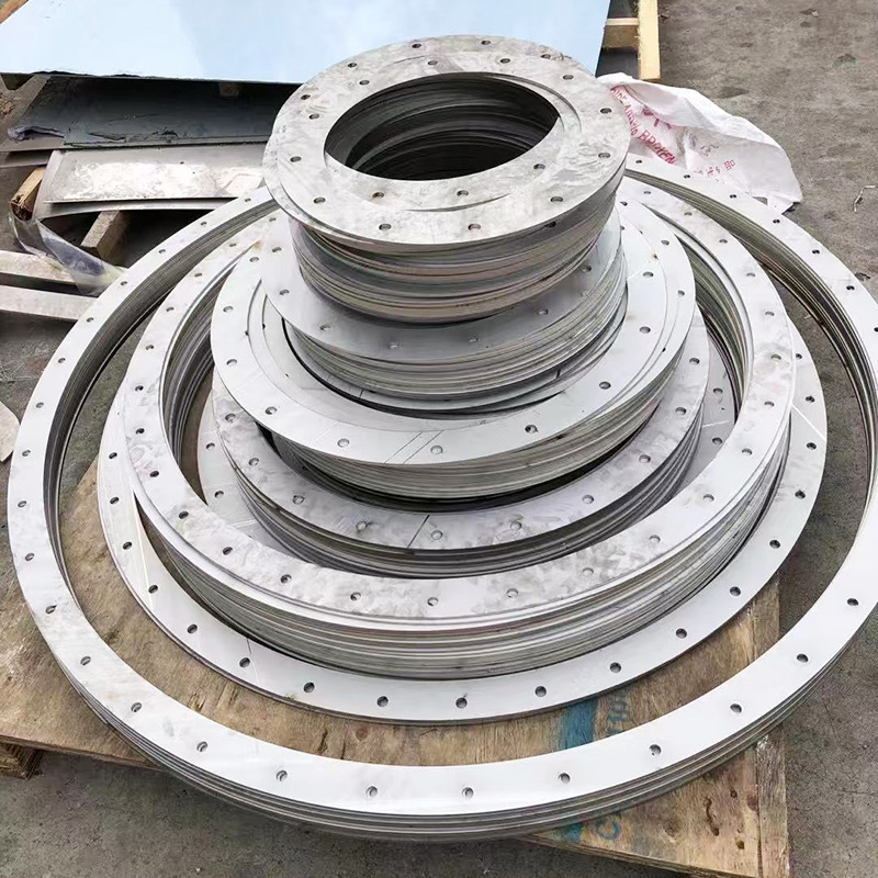 Kovana prirubnica za zavarivanje, materijal 15-5PH / 15-7Mo, aksijalni tip, zavarivanje, marka Yao Xu, dobra elastičnost
