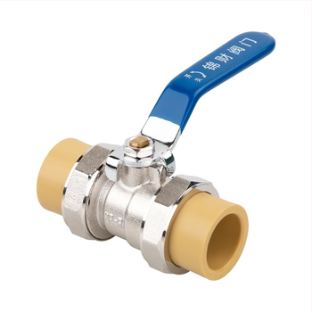 PPR rúrkové fitingy guľový ventil s meďovým telom — materiál: PPR+meď; hrúbka steny: národný štandard; teplota: normálna; tlak: normálny