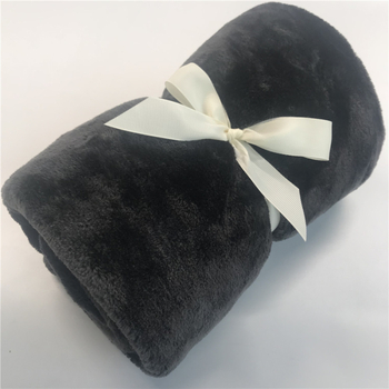 Одеяло, полиестер, под 300 g, едноцветен модел, всички сезони, модерен минималистичен стил