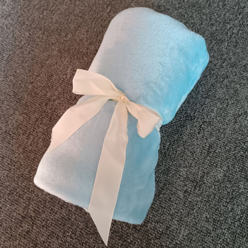 Одеяло, полиестер, под 300 g, едноцветен модел, всички сезони, модерен минималистичен стил