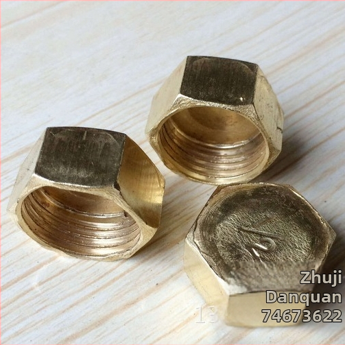 Zátka na potrubie s vnútorným aj vonkajším závitom, železo, priemer 20 mm, model 4