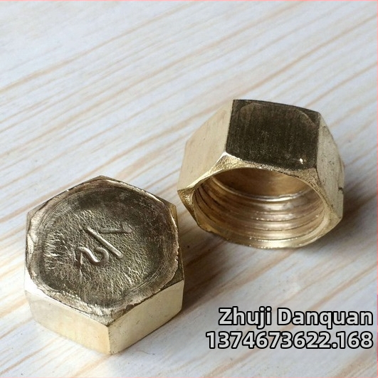 Zátka na potrubie s vnútorným aj vonkajším závitom, železo, priemer 20 mm, model 4