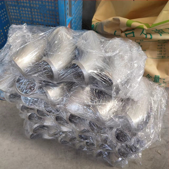 Nerezové oceľové koleno, lisované a zvárané, 90°, hrúbka steny 5 mm, GB/T12459-2017, DN100