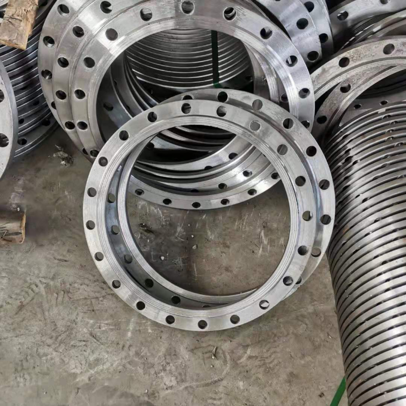 Lapos hegesztésű flanész, szénacél; kereszttípusú; csavaros csatlakozás; flanész / flanész pad; korrózióállóság, nagy nyomásállóság