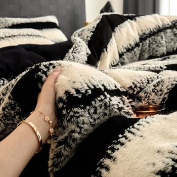 Tej velúr téli vastagított ágyneműkészlet — négy darabos, puha és meleg, bőrbarát, minimalist luxus stílus