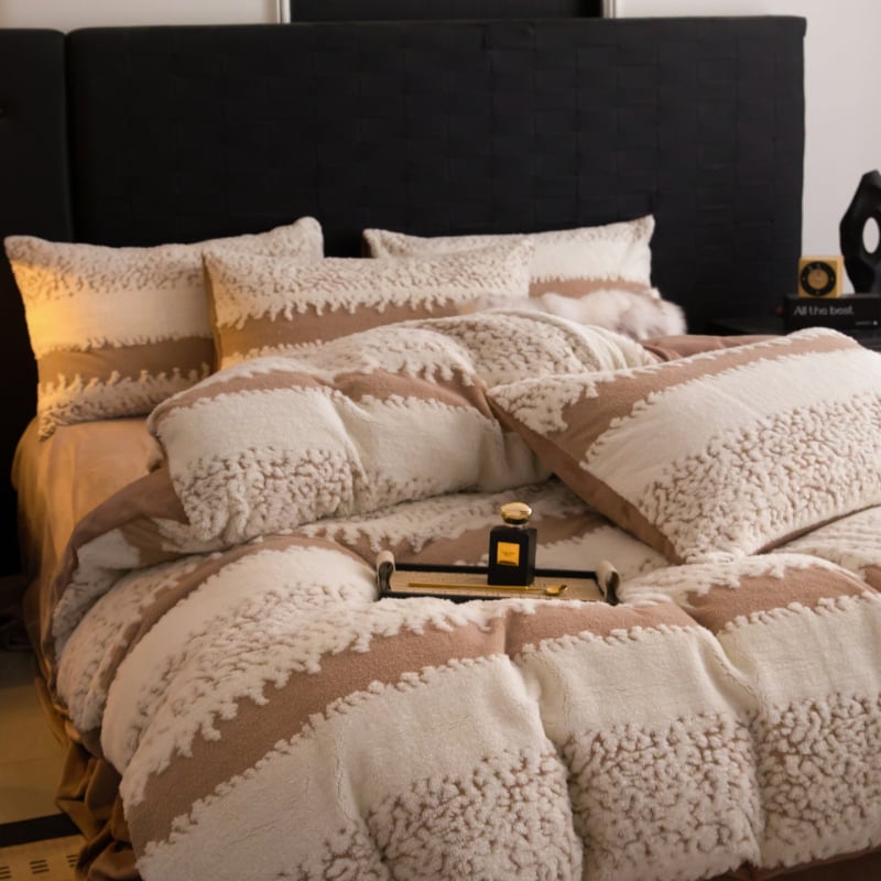 Tej velúr téli vastagított ágyneműkészlet — négy darabos, puha és meleg, bőrbarát, minimalist luxus stílus