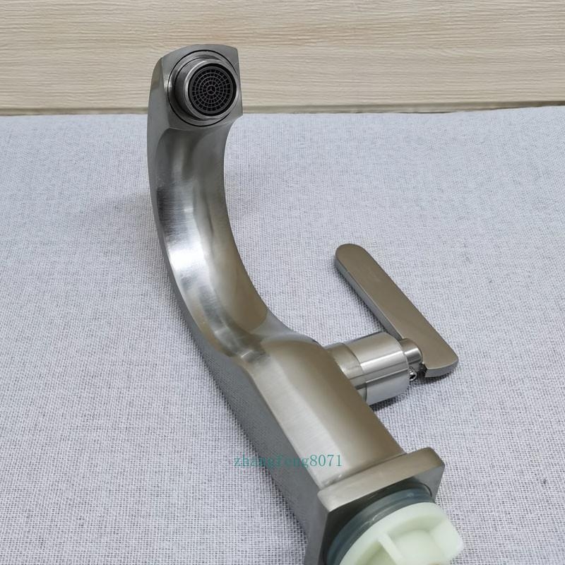 Robinet chiuvetă baie, cu o singură gaură, apă rece, oțel inoxidabil, cartuș ceramic, finisaj periat, CE certificat UE