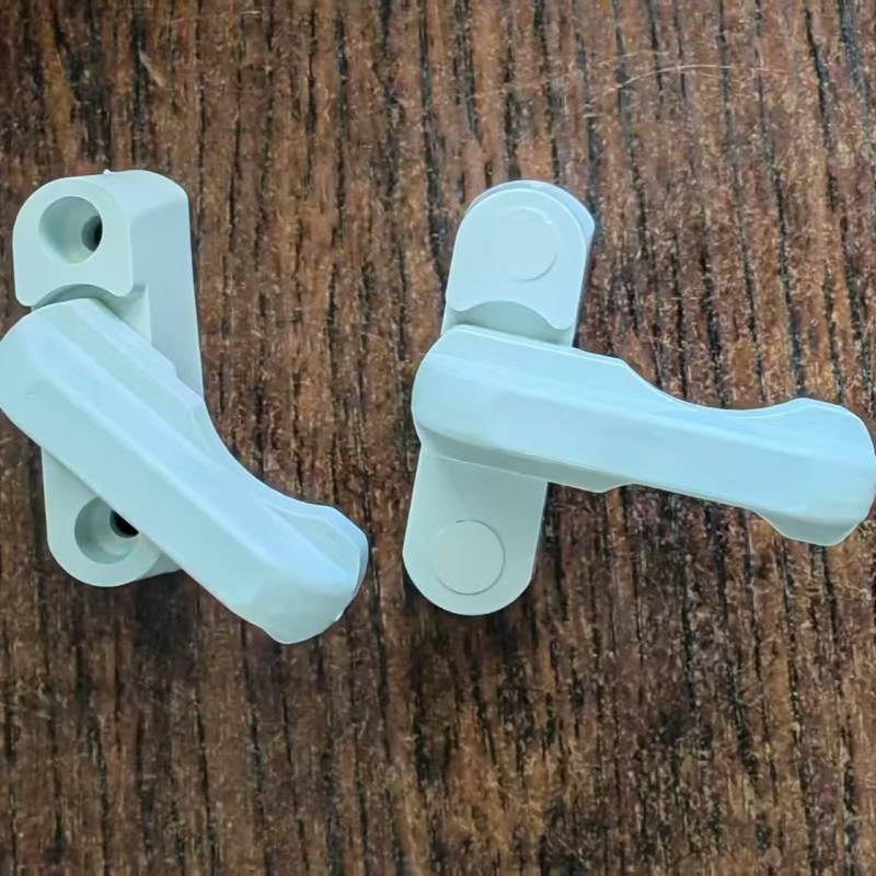 T-oblika brava za prozore, plastiko-metalna konstrukcija, zaštita od krađe, moderni minimalistički dizajn