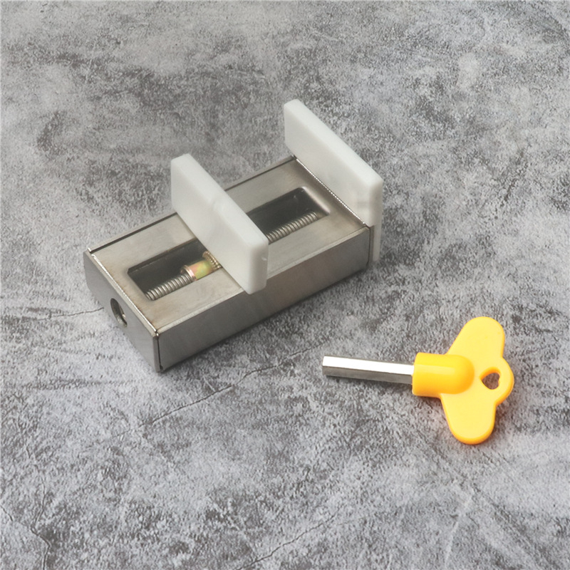 Katanac za prozor (Model Yc-window limiter; Nehrđajući čelik; Za klizne prozore i vrata; Moderan minimalistički stil)