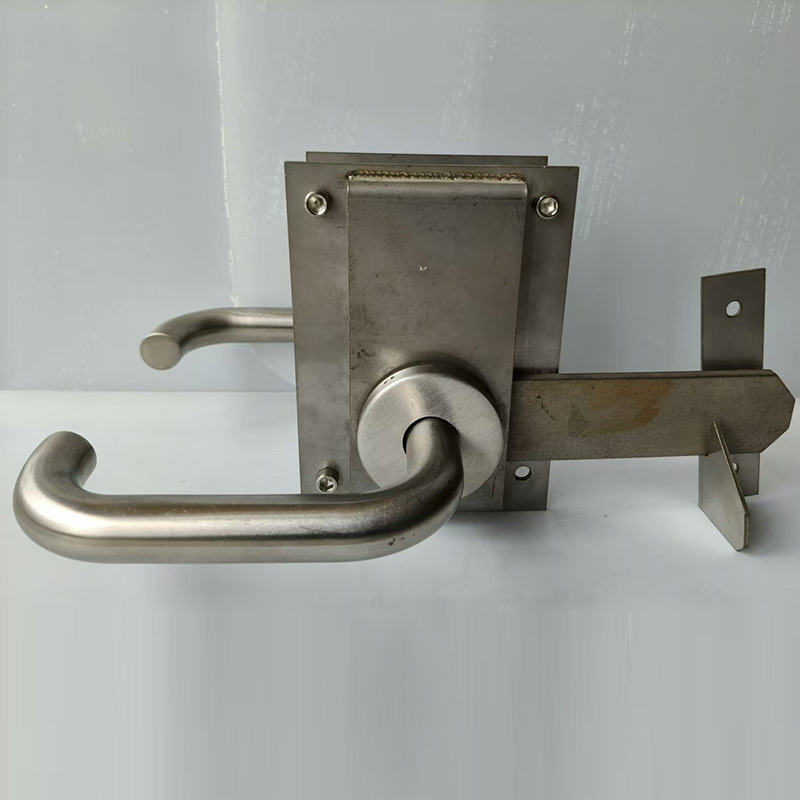 Brava za vrata svinjskog dvorišta – višepunktni mehanizam, 304 inox, moderan stil, Pretty Cow