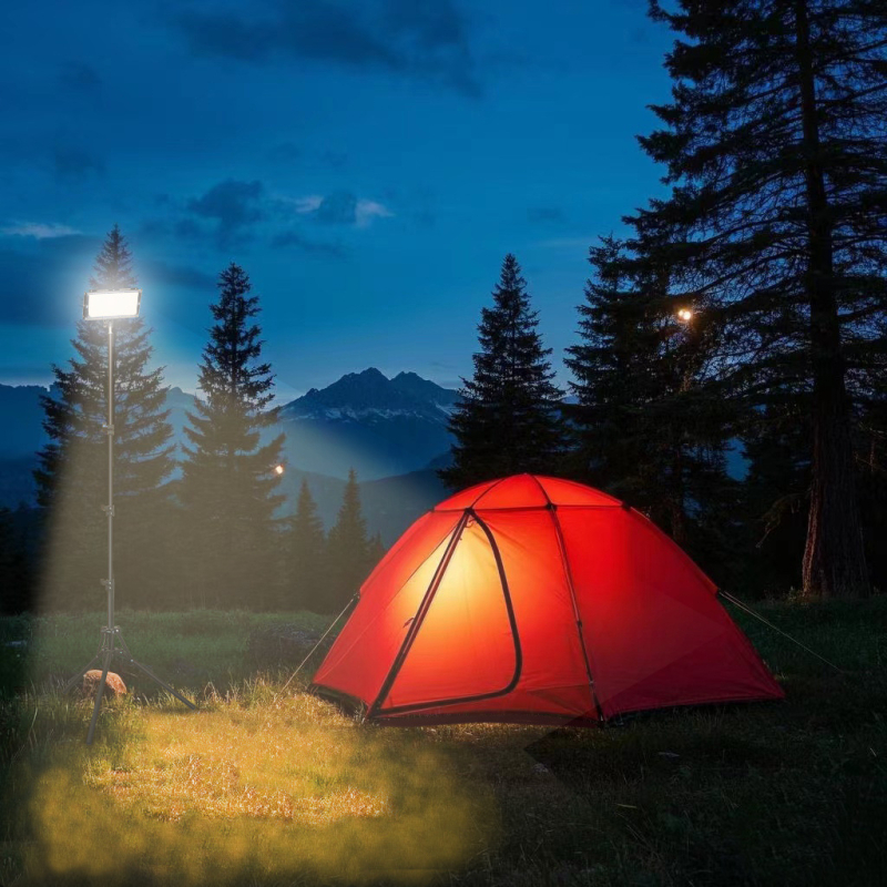 Lampă de camping pentru podea cu suport, LED, 50W, comutator reglabil al intensității luminii, sursă de energie cinetică