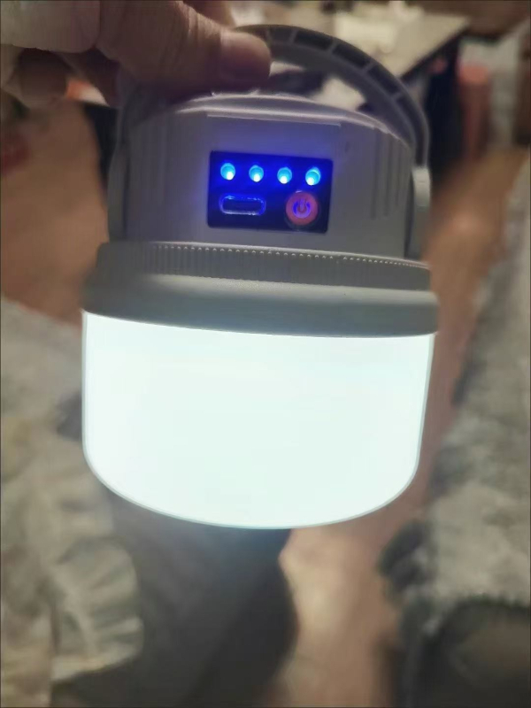 Lumină de camping reîncărcabilă, alimentată solar, lampă incandescentă 3.7V, 5W