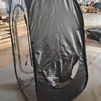 Go Sawae pop-up sátor sporteseményekhez — egyoldalú menedék sátor, gyors nyitás; belső átlátszó PVC, külső Oxford anyag, vízálló 1000–1500 mm