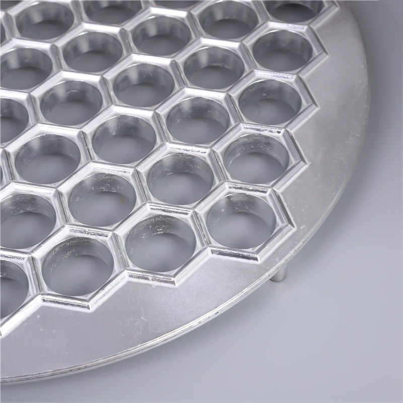Kalup za knedle s 61 rupa, aluminijska legura, tisk logotipa, mogućnost prilagodbe