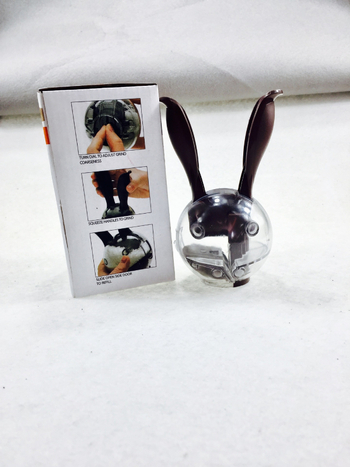 Заешка мелница за пипер и сол, ръчна, PS материал, смилане