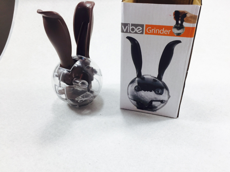 Заешка мелница за пипер и сол, ръчна, PS материал, смилане