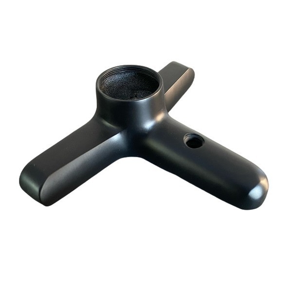 Set de robinete din aliaj de zinc, turnat prin nisip, cu miez ceramic al valvei, finisaj electroplatat, stil modern minimalist, structură cu legătură dublă